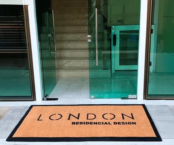 Hotéis decorados com os tapetes personalizados