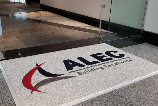 Tapete personalizado com Perfis nas Bordas - Real Tapetes RJ