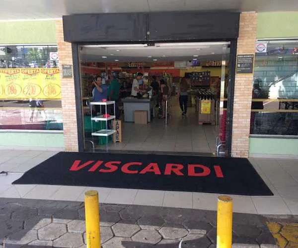 Alto fluxo de pessoas: qual tapete usar?