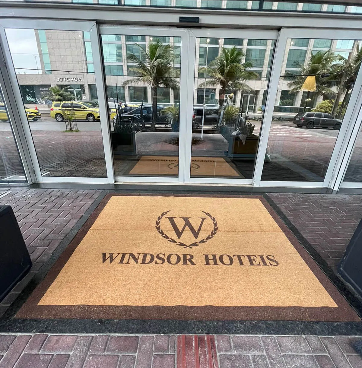 Capacho para portaria de empresas Real Tapetes RJ